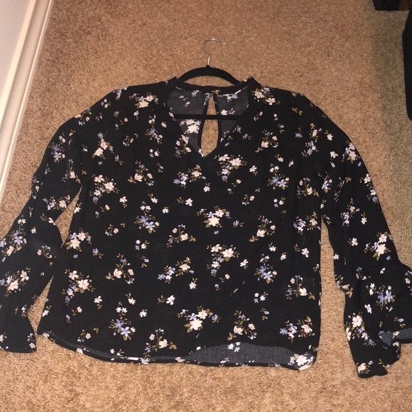 Blouse - Picture 2 of 6